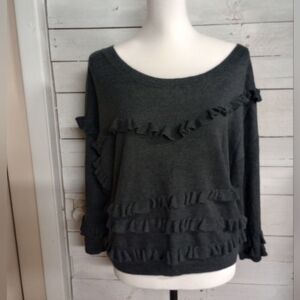 Hinge Pullover Sweater Crewneck Ruffle Fringe 3/4 Sleeve Sweater Size Medium